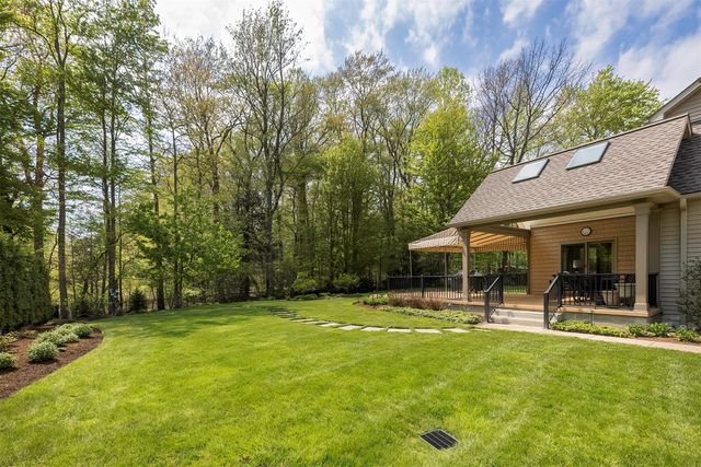 3824 HIDDEN SPRINGS Drive, Erie, PA 16506
