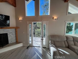 601 Sunderland Court, Lake Arrowhead, CA 92352