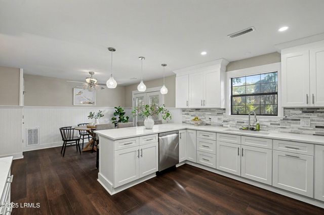 994 Dowlingwood Drive, Beaufort, SC 29902