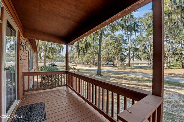994 Dowlingwood Drive, Beaufort, SC 29902