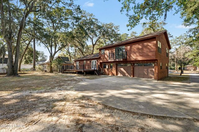 994 Dowlingwood Drive, Beaufort, SC 29902