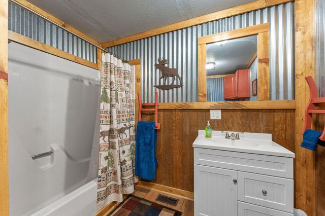 24440 Coveside Lane, Shell Knob, MO 65747