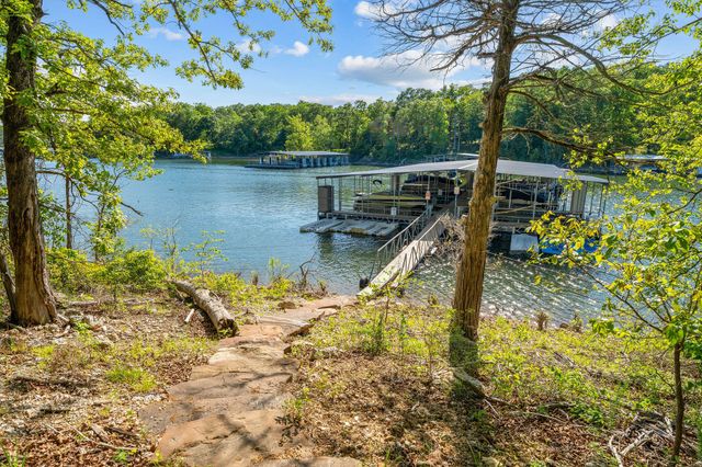 24440 Coveside Lane, Shell Knob, MO 65747