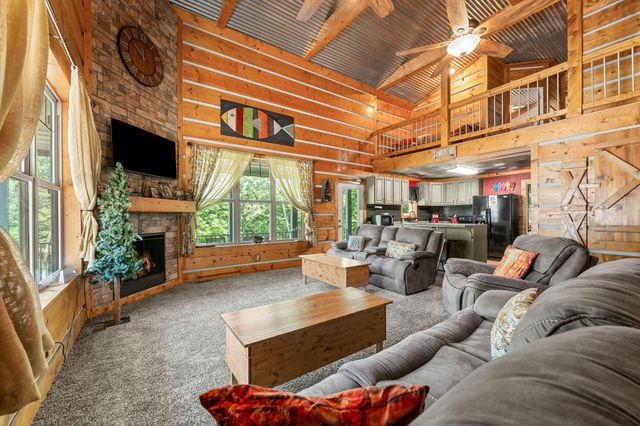 24440 Coveside Lane, Shell Knob, MO 65747