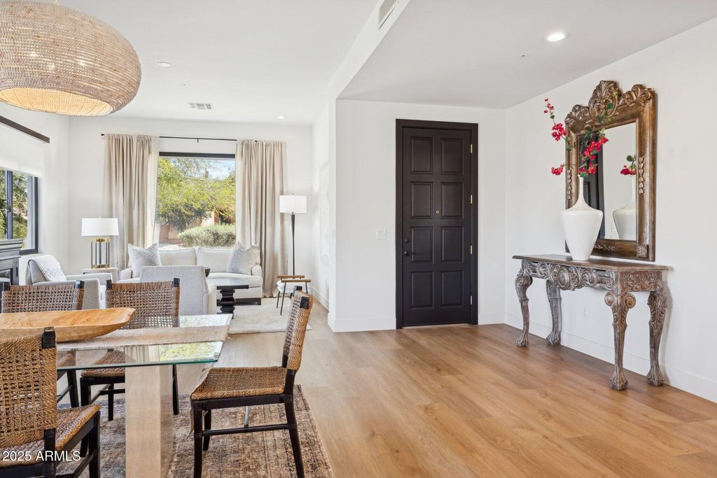 Image 11 of property listing at 13810 N WOODSIDE Drive, Fountain Hills, AZ 85268