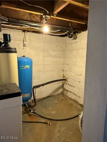 3060 Erie Avenue NW, Massillon, OH 44646