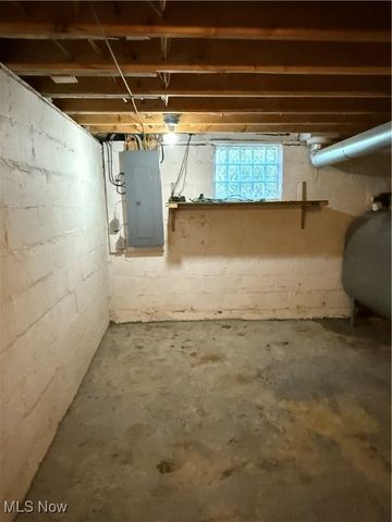 3060 Erie Avenue NW, Massillon, OH 44646