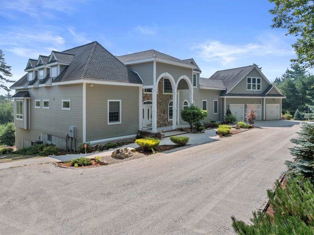 42 High Ridge Road, Moultonborough, NH 03254