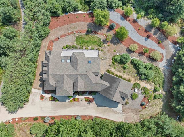 42 High Ridge Road, Moultonborough, NH 03254