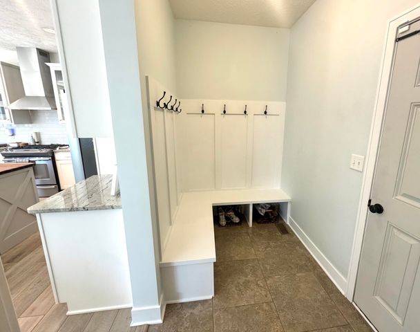 3086 Blairwood, Jenison, MI 49428