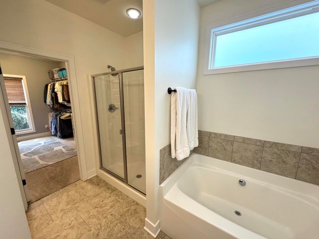 3086 Blairwood, Jenison, MI 49428