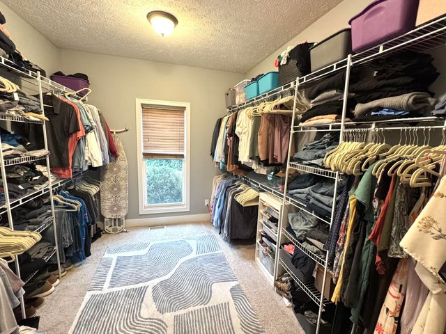 3086 Blairwood, Jenison, MI 49428