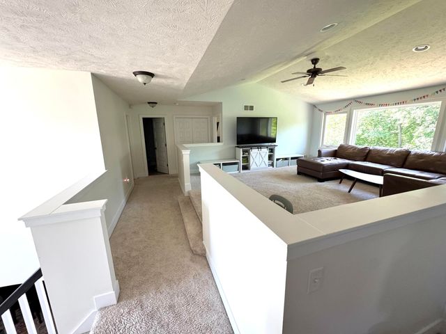 3086 Blairwood, Jenison, MI 49428