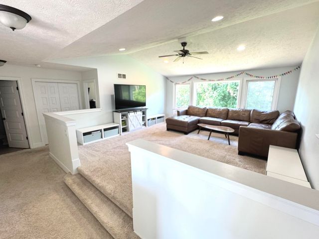 3086 Blairwood, Jenison, MI 49428