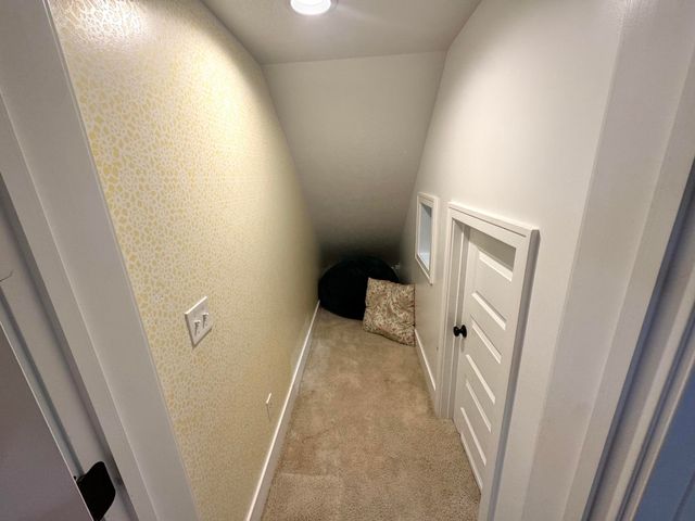 3086 Blairwood, Jenison, MI 49428