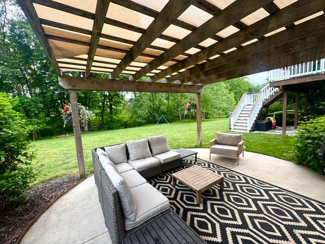 3086 Blairwood, Jenison, MI 49428