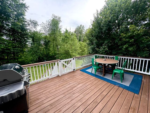 3086 Blairwood, Jenison, MI 49428