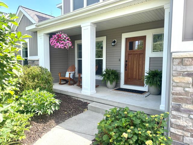 3086 Blairwood, Jenison, MI 49428