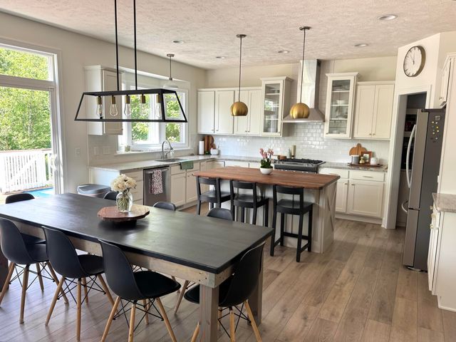 3086 Blairwood, Jenison, MI 49428