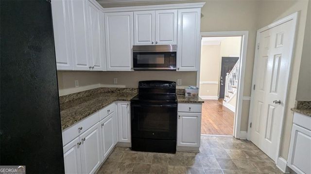 4360 Riverlake Way, Snellville, GA 30039