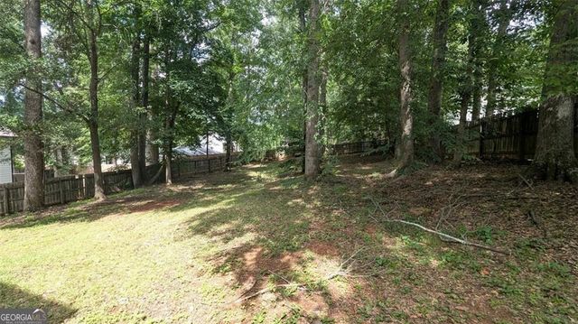 4360 Riverlake Way, Snellville, GA 30039