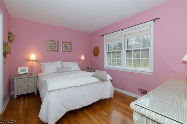 6 Rolling Hill Dr, Morris Twp., NJ 07960