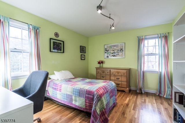 6 Rolling Hill Dr, Morris Twp., NJ 07960