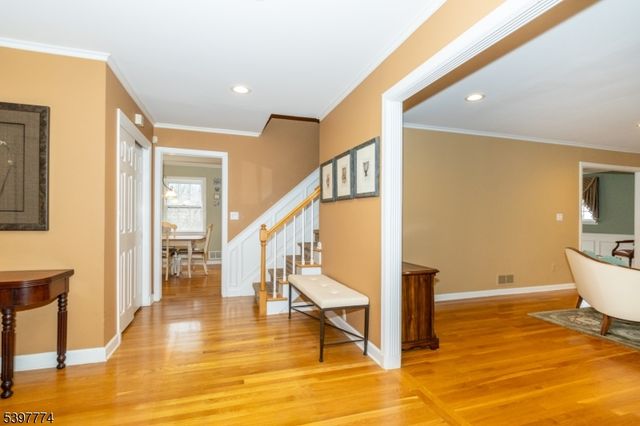 6 Rolling Hill Dr, Morris Twp., NJ 07960