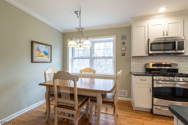 6 Rolling Hill Dr, Morris Twp., NJ 07960