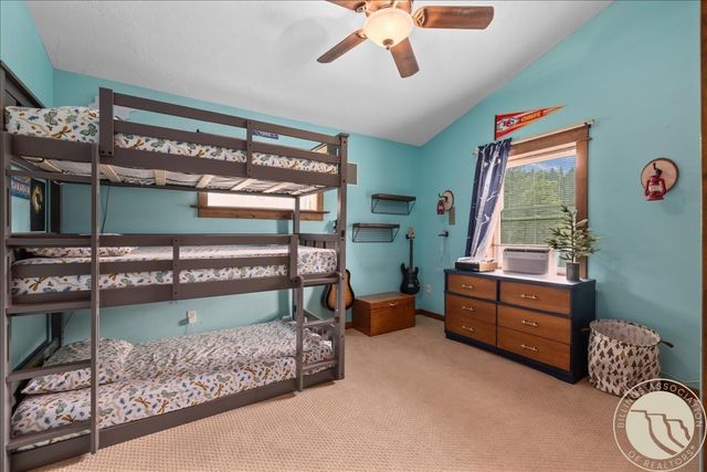 564A Countryman Creek Rd, Columbus, MT 59109