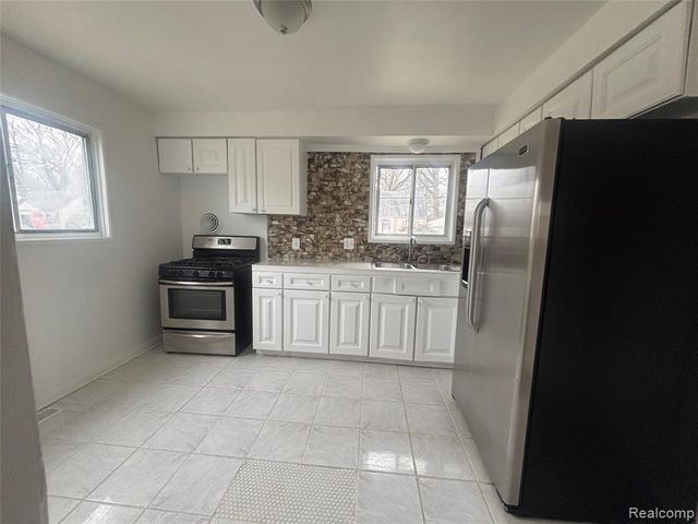 4052 Bayhan Street, Inkster, MI 48141