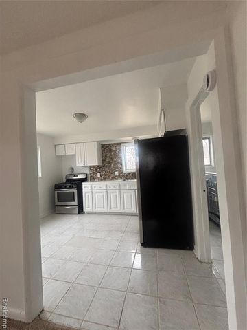 4052 Bayhan Street, Inkster, MI 48141