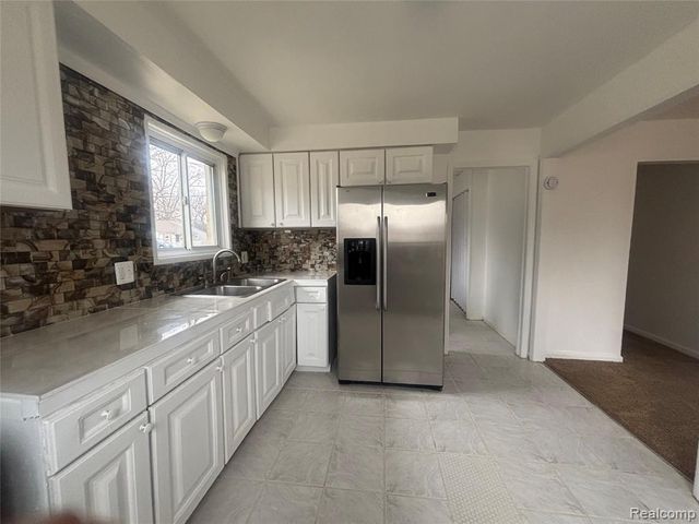 4052 Bayhan Street, Inkster, MI 48141