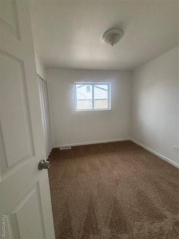 4052 Bayhan Street, Inkster, MI 48141