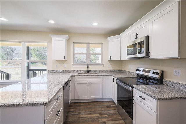 2482 Old York Highway, Dunlap, TN 37327