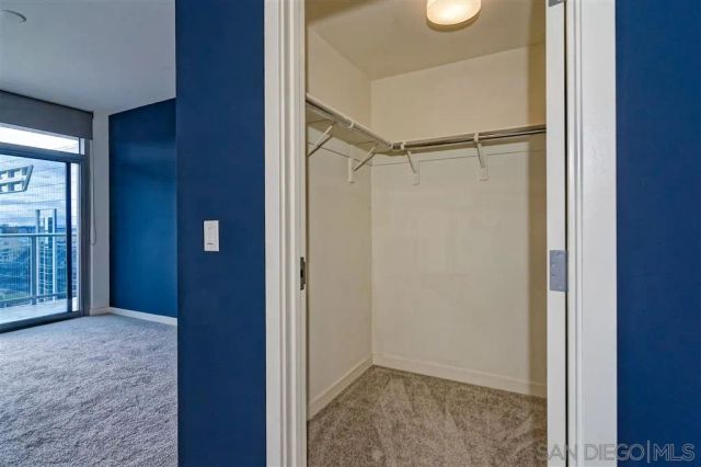 800 The Mark Ln 1807, San Diego, CA 92101