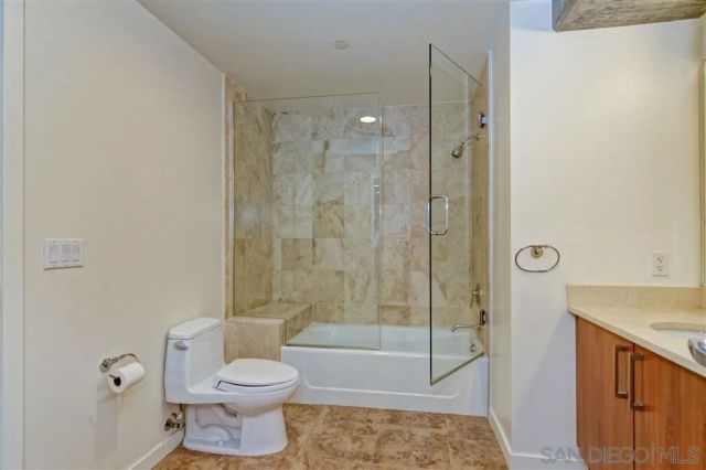 800 The Mark Ln 1807, San Diego, CA 92101