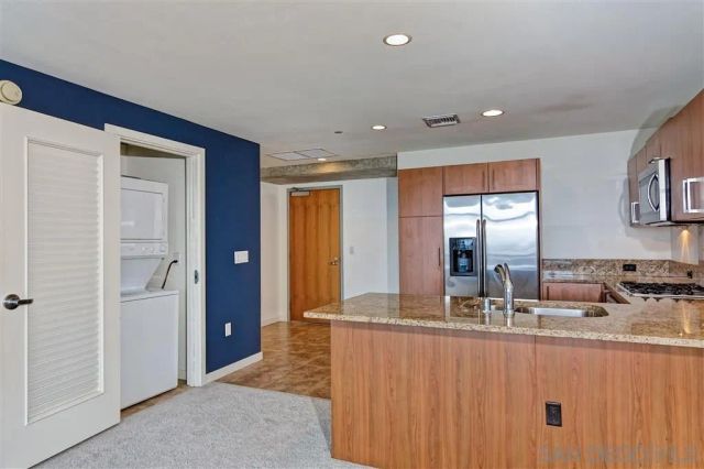 800 The Mark Ln 1807, San Diego, CA 92101