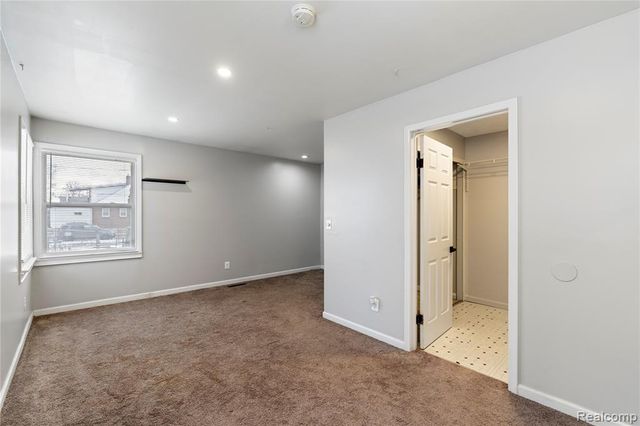 3571 Los Angeles Avenue, Warren, MI 48091