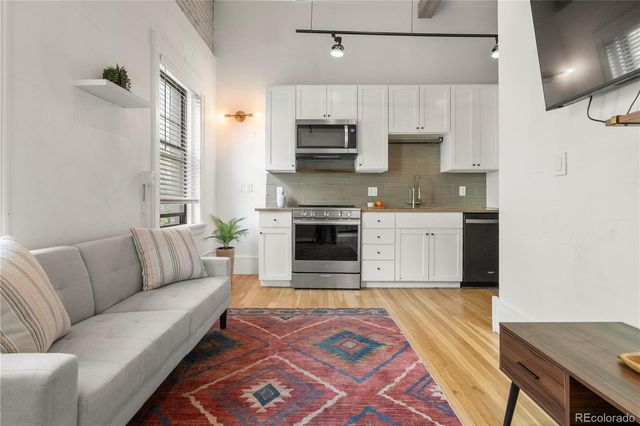 740 N Sherman Street 305, Denver, CO 80203