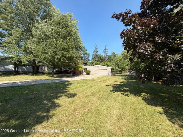 304 Theo Avenue, Lansing, MI 48917