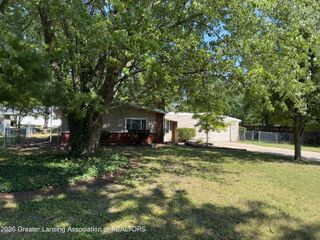 304 Theo Avenue, Lansing, MI 48917