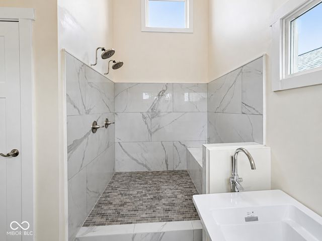 252 Iowa Street, Indianapolis, IN 46225