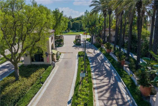 147 Lockford, Irvine, CA 92602