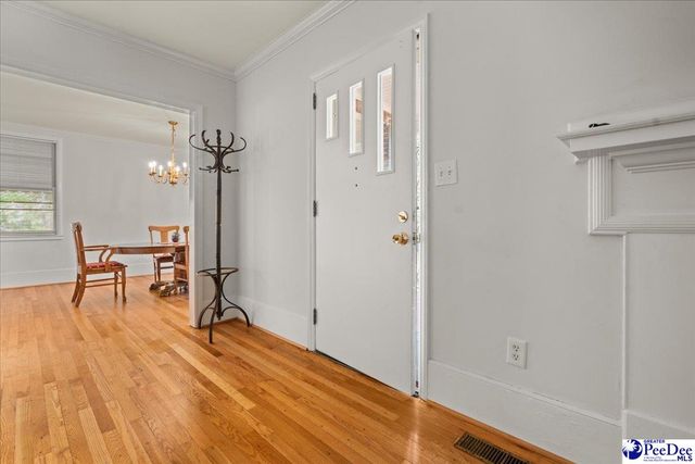 1734 W Carolina Avenue, Hartsville, SC 29550
