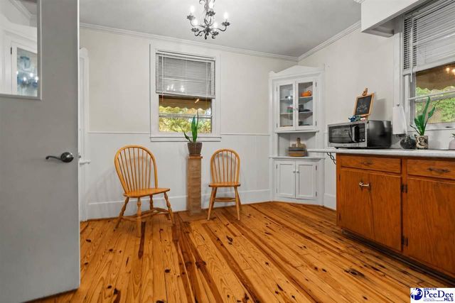 1734 W Carolina Avenue, Hartsville, SC 29550