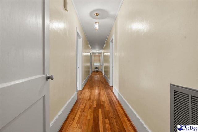 1734 W Carolina Avenue, Hartsville, SC 29550