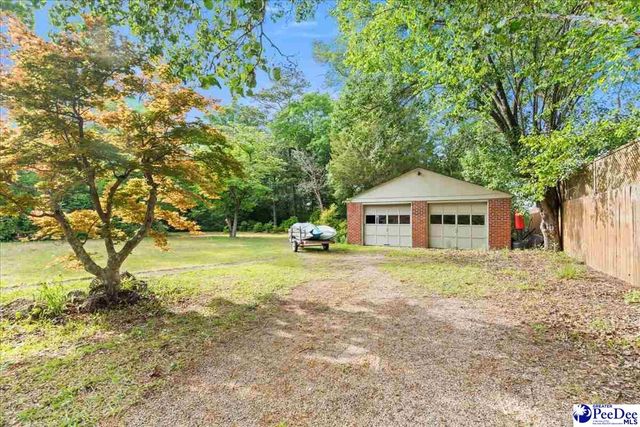 1734 W Carolina Avenue, Hartsville, SC 29550