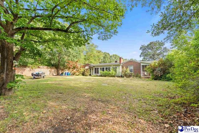 1734 W Carolina Avenue, Hartsville, SC 29550