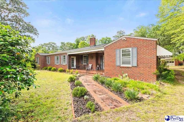 1734 W Carolina Avenue, Hartsville, SC 29550